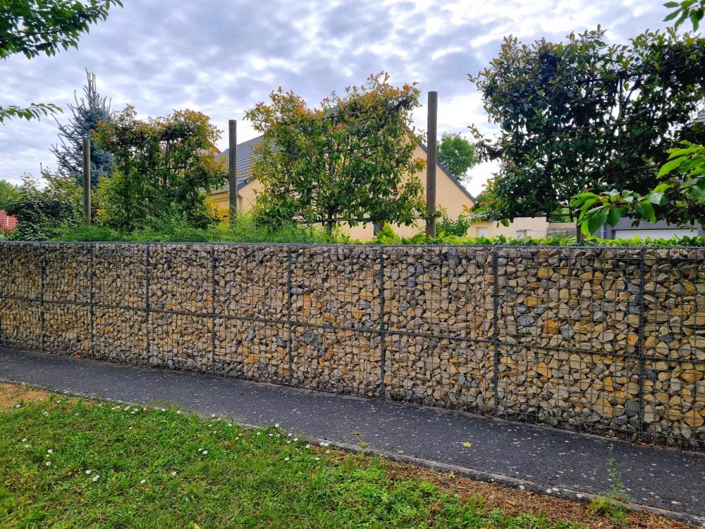 Gabions en pierre clôture